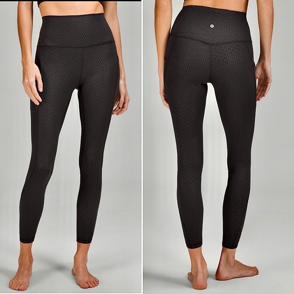 Lululemon, high-rise align, pant with pockets 25 inch size 6 like new